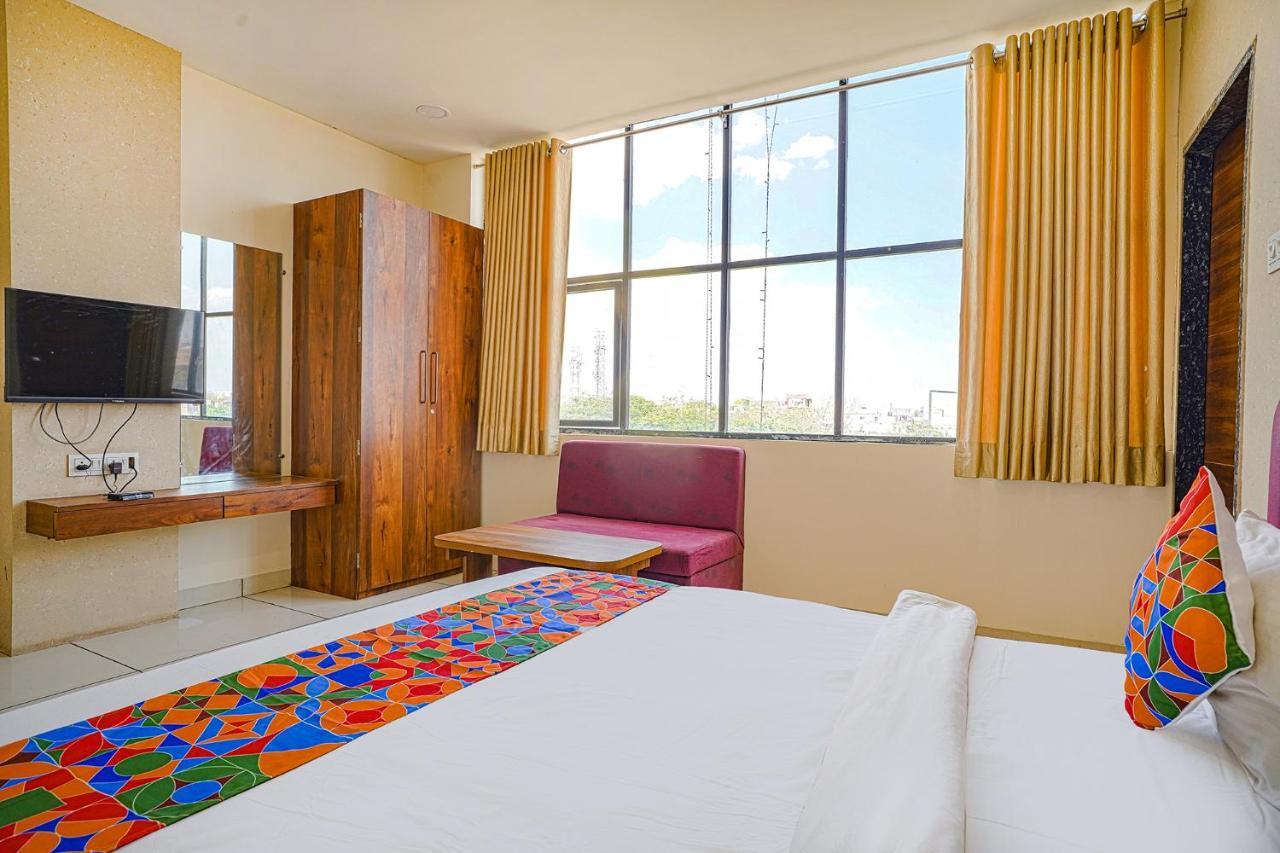 Fabhotel Sukh Vilas 印多尔 外观 照片