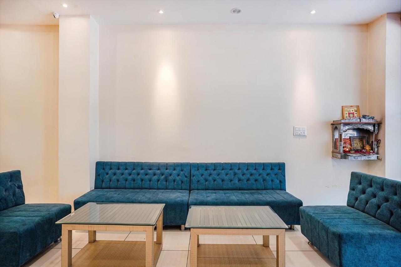 Fabhotel Sukh Vilas 印多尔 外观 照片