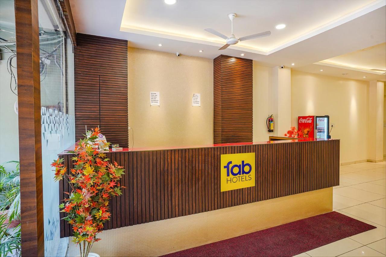 Fabhotel Sukh Vilas 印多尔 外观 照片