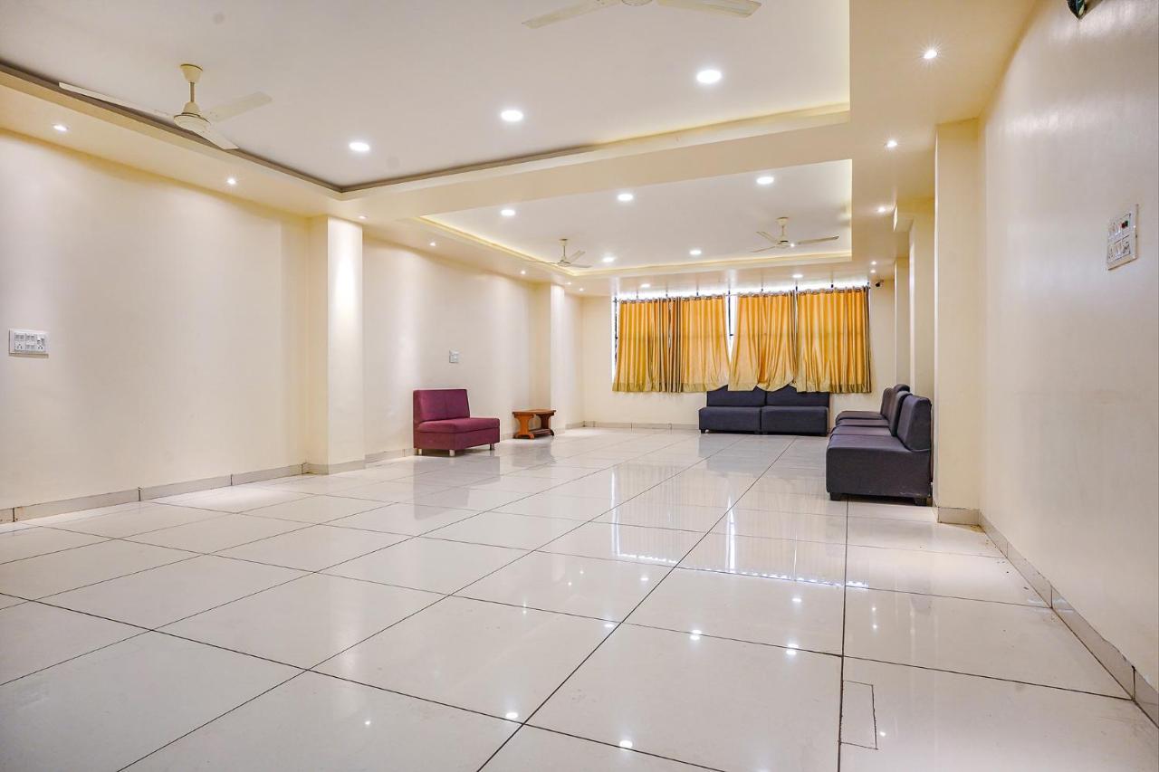 Fabhotel Sukh Vilas 印多尔 外观 照片