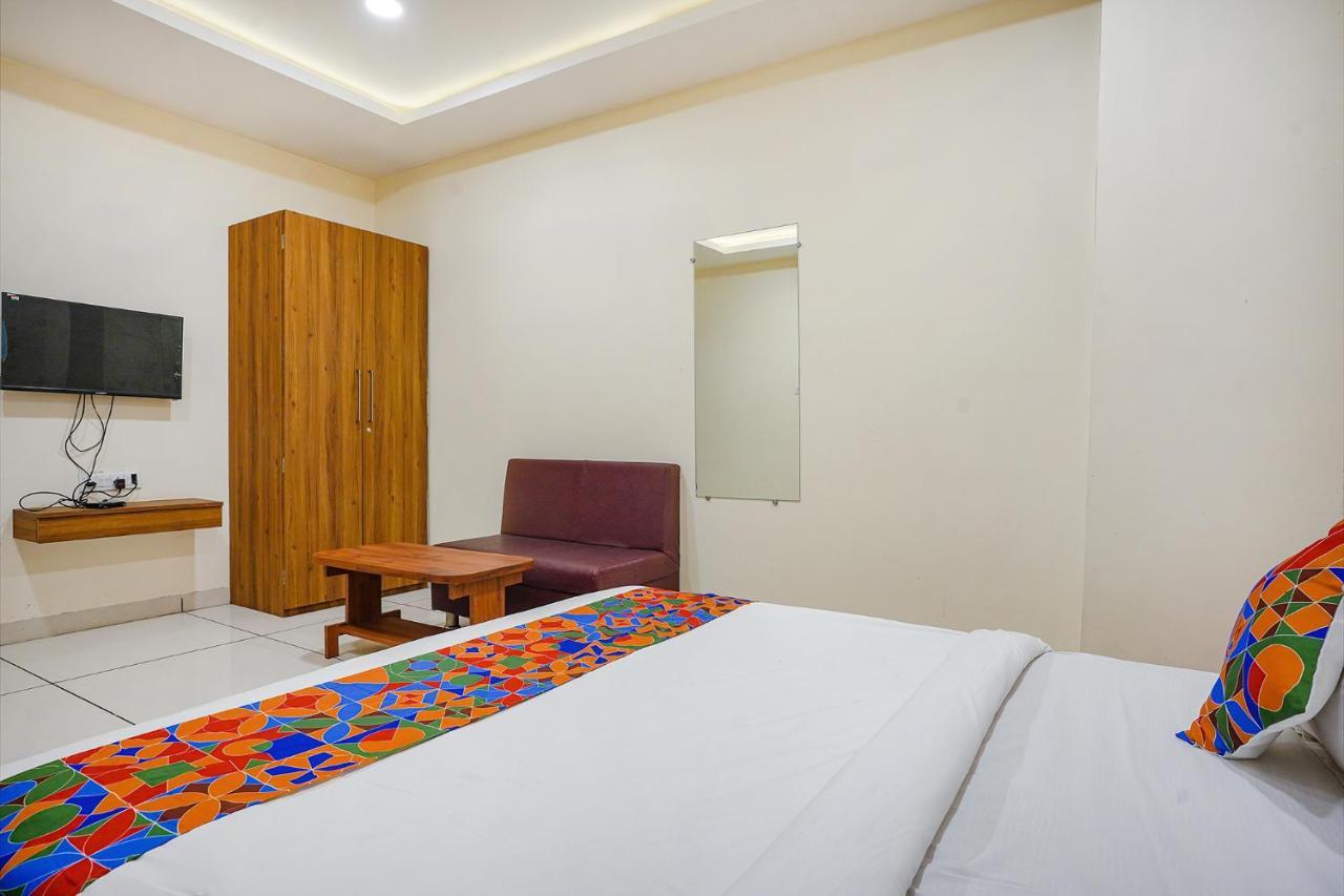 Fabhotel Sukh Vilas 印多尔 外观 照片